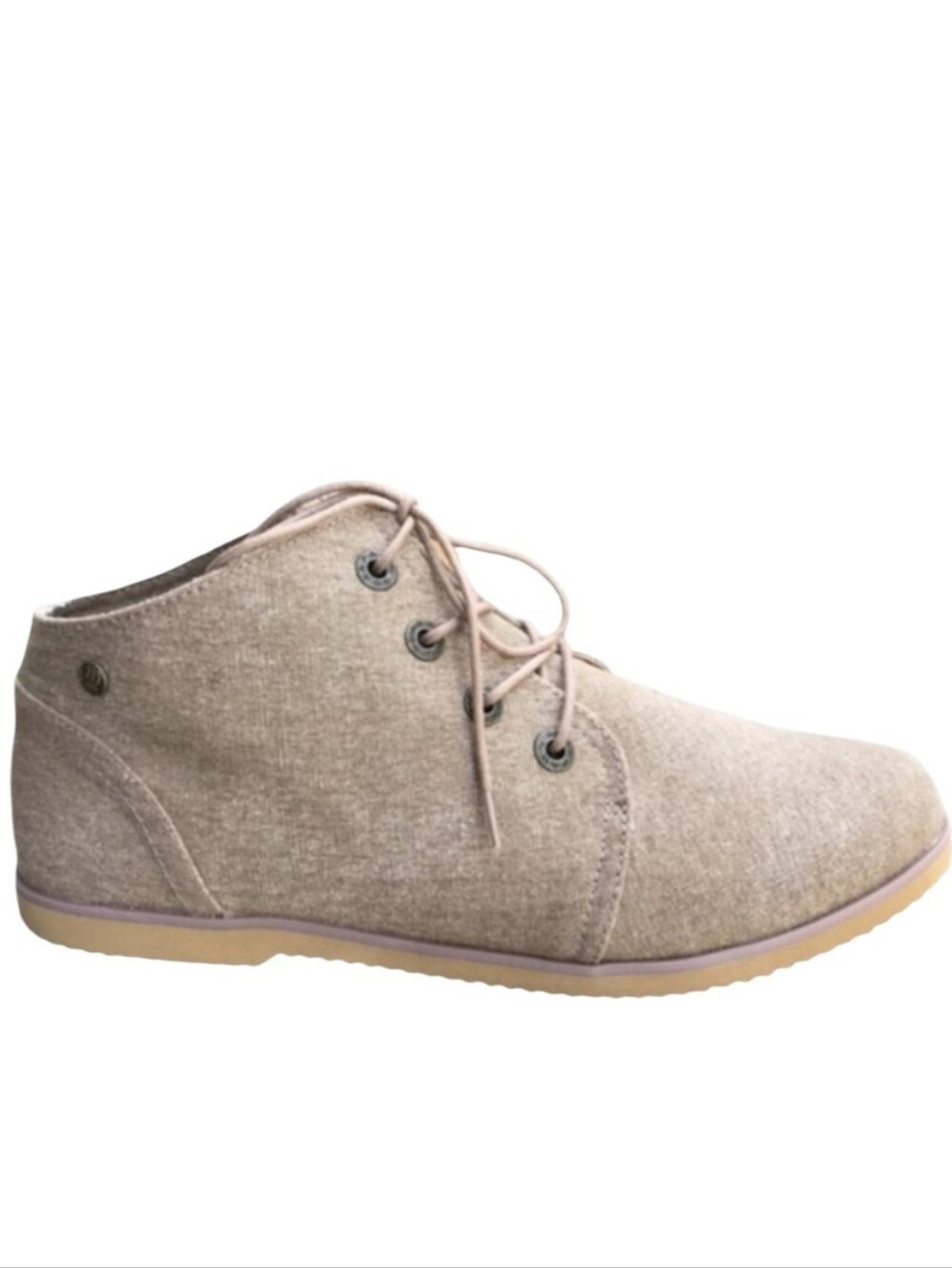 SALE 🛒 BearPaw Claire Chukka Boot | Lace Up Canvas Shoe | Size 9.5